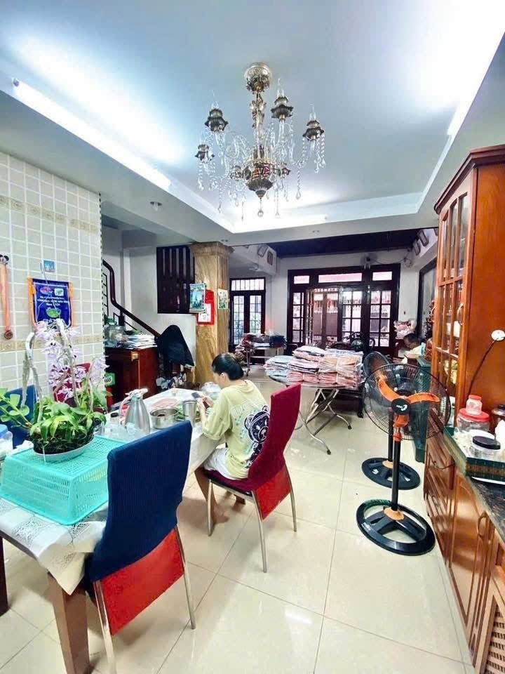 Ngộp Lạc Long Quân - Chợ Tân Bình - 5x14m2 - view HXH 5  tầng BTCT - Ảnh 1